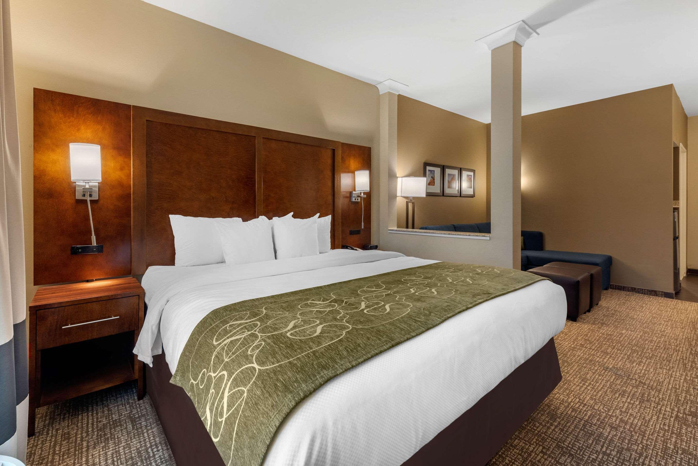 Comfort Suites Denver Near Anschutz Medical Campus Aurora Esterno foto