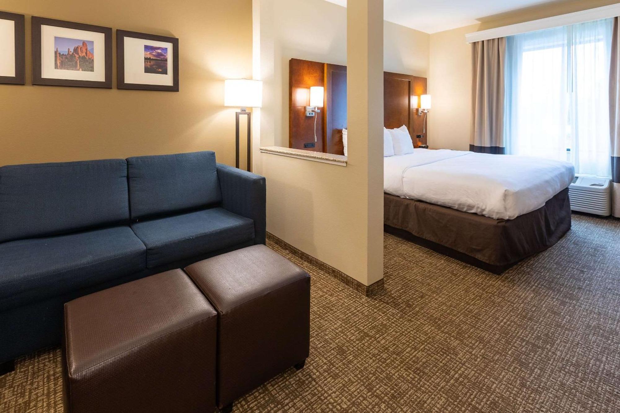 Comfort Suites Denver Near Anschutz Medical Campus Aurora Esterno foto