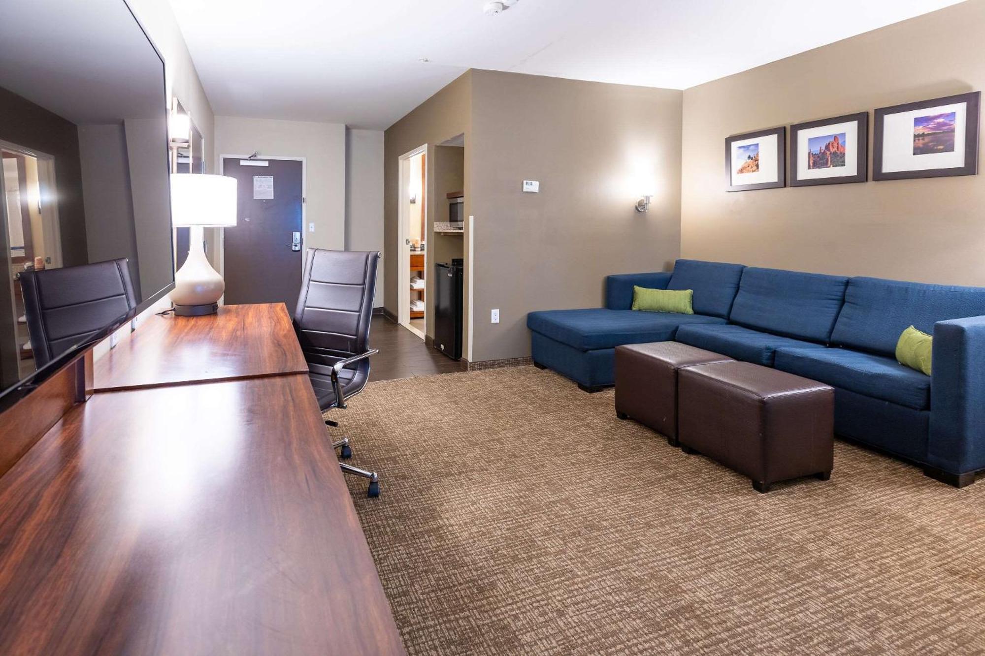 Comfort Suites Denver Near Anschutz Medical Campus Aurora Esterno foto