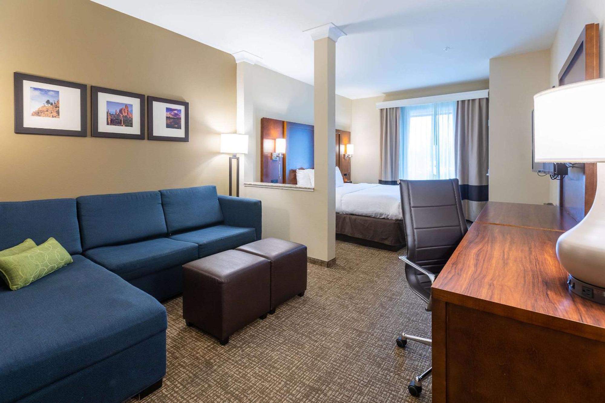 Comfort Suites Denver Near Anschutz Medical Campus Aurora Esterno foto
