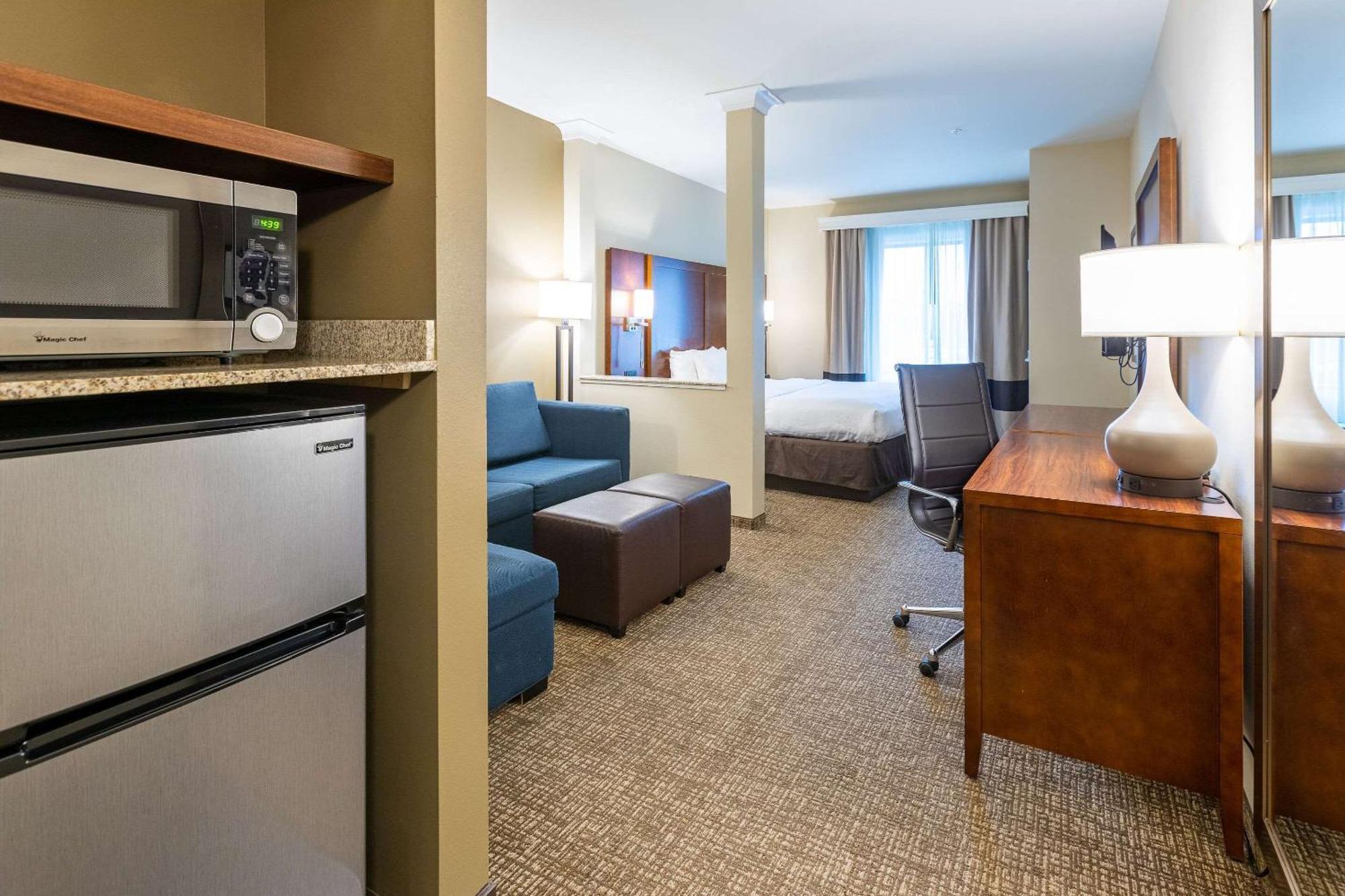 Comfort Suites Denver Near Anschutz Medical Campus Aurora Esterno foto