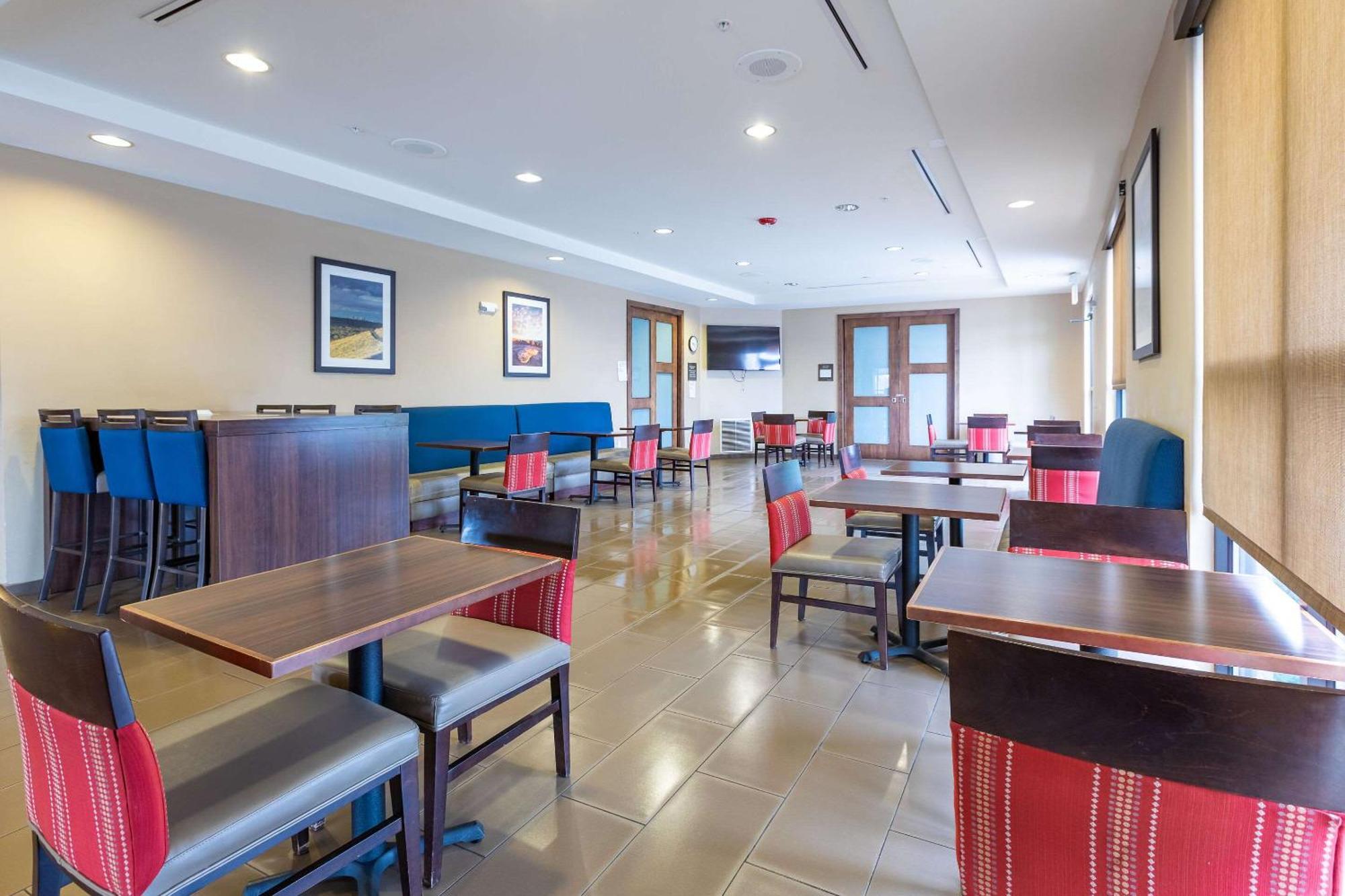 Comfort Suites Denver Near Anschutz Medical Campus Aurora Esterno foto
