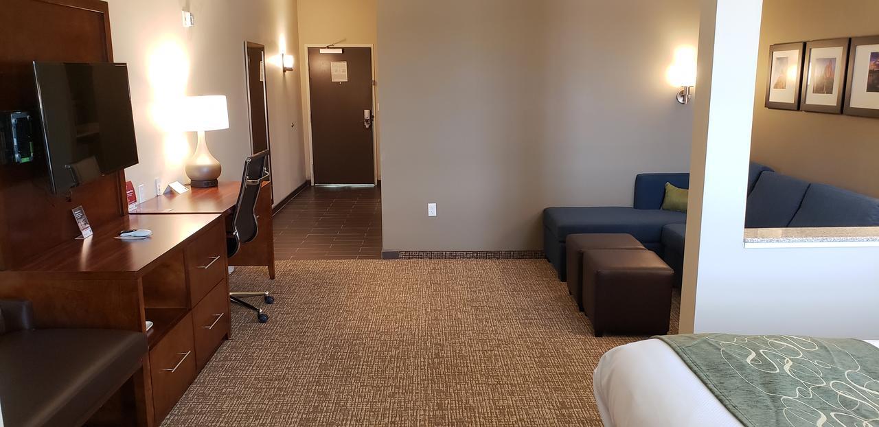 Comfort Suites Denver Near Anschutz Medical Campus Aurora Esterno foto