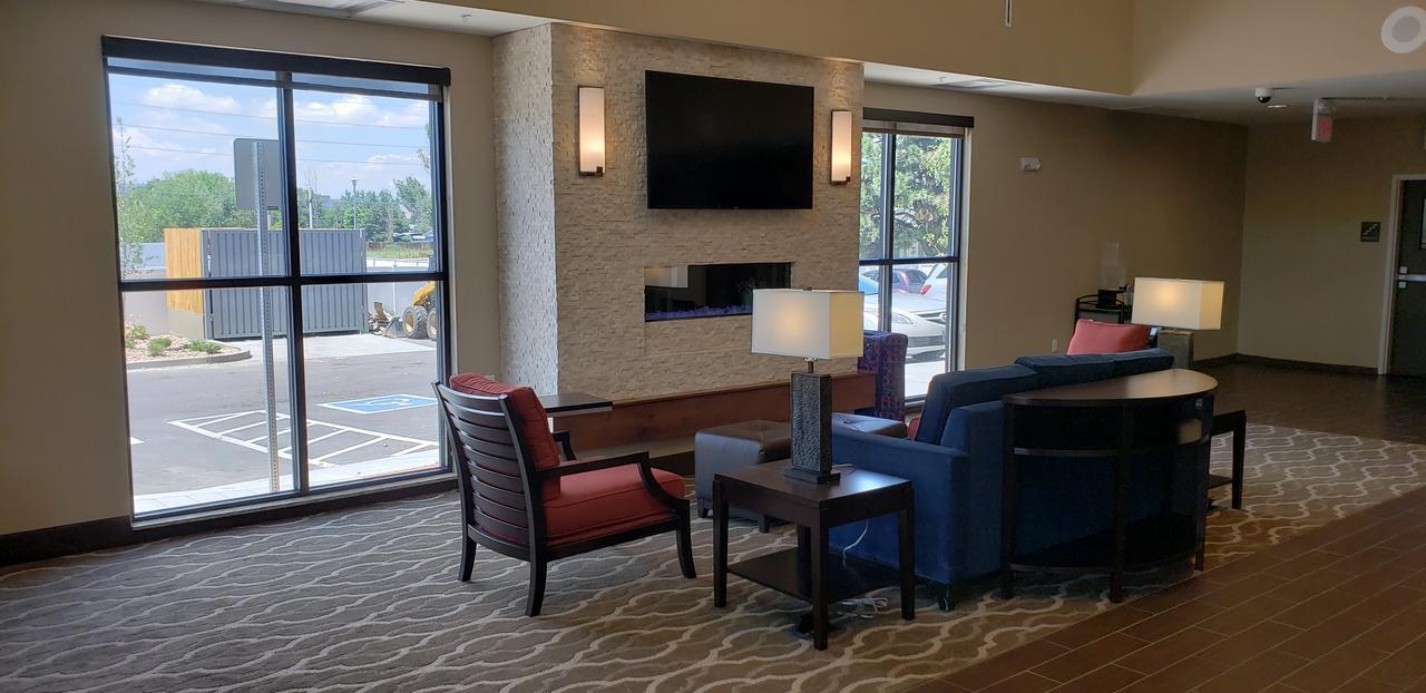 Comfort Suites Denver Near Anschutz Medical Campus Aurora Esterno foto